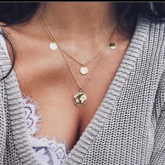 Beach style necklace, gold color. - Picture 2 of 2